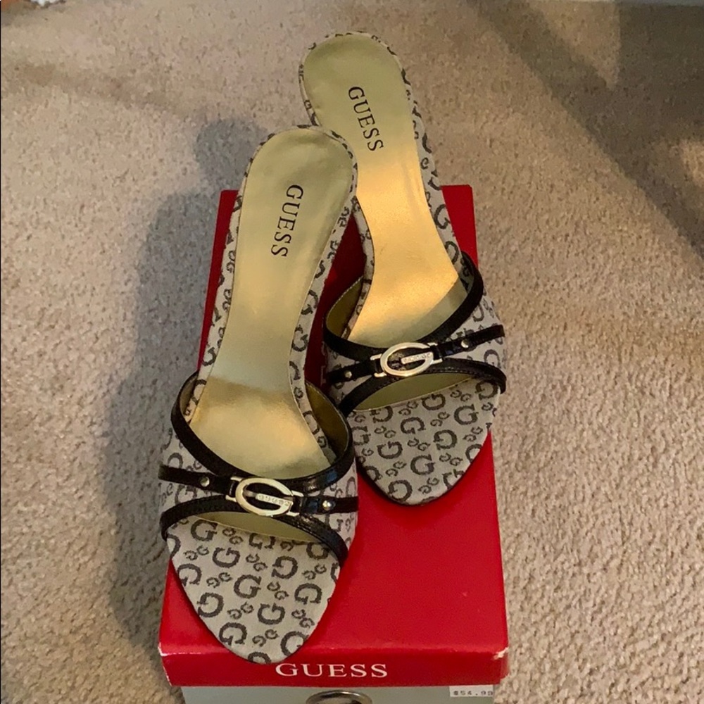 Guess Sandals